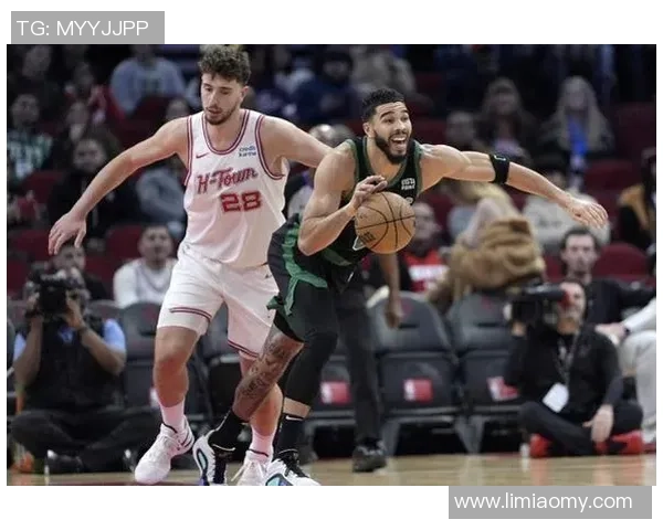 3月2日火箭对决劲敌期待精彩比赛与球员表现的巅峰对决 3月2日火箭对决劲敌期待精彩比赛与球员表现的巅峰对决